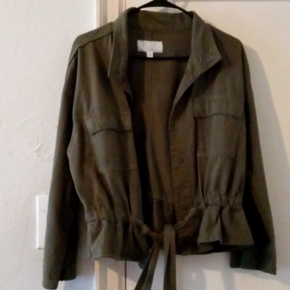 Jacket - Picture 2 of 3